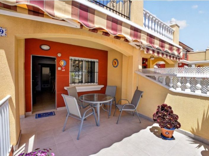Image No.4-Maison de 4 chambres à vendre à Torrevieja