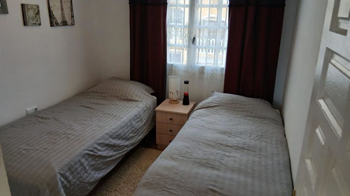 Image No.17-2 Bed House for sale