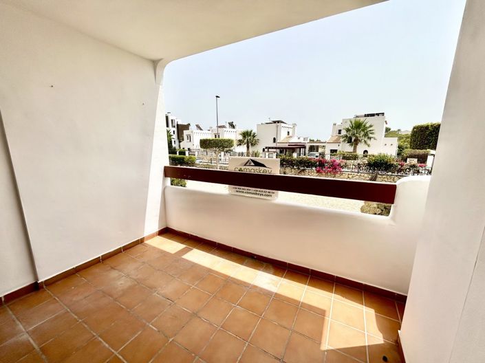 Image No.21-2 Bed Apartment for sale
