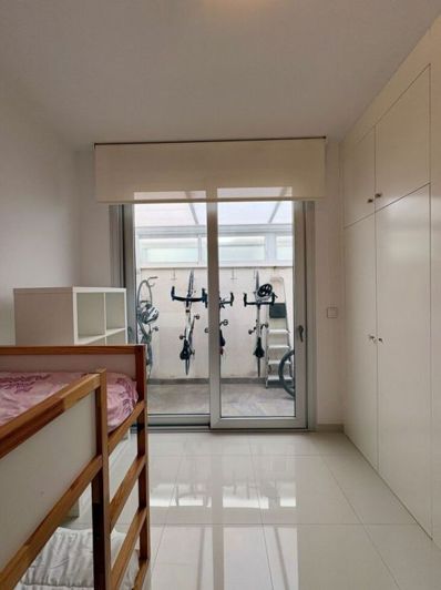 Image No.18-3 Bed Apartment for sale