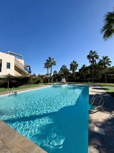 Image No.27-3 Bed Apartment for sale