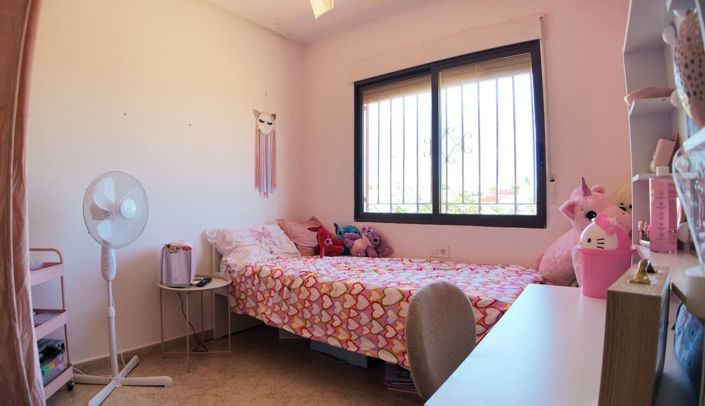 Image No.19-3 Bed Villa for sale