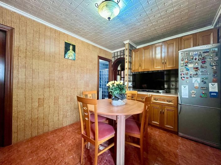 Image No.6-3 Bed Apartment for sale