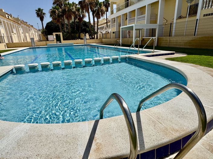 Image No.41-1 Bed Apartment for sale