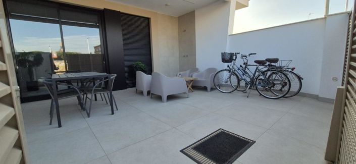 Image No.25-3 Bed Apartment for sale