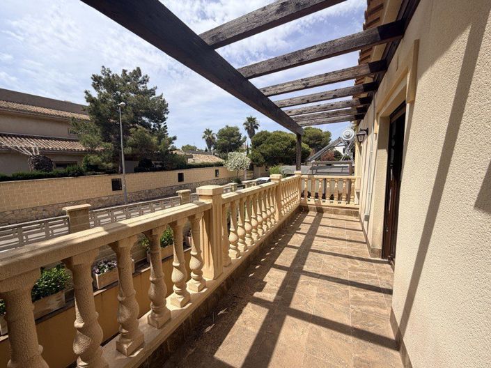 Image No.13-3 Bed Villa for sale