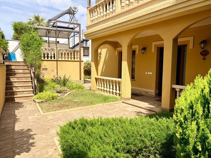 Image No.24-3 Bed Villa for sale