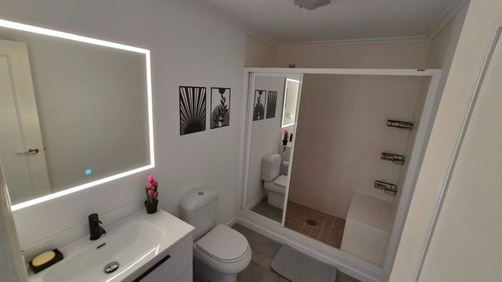 Image No.35-3 Bed Apartment for sale