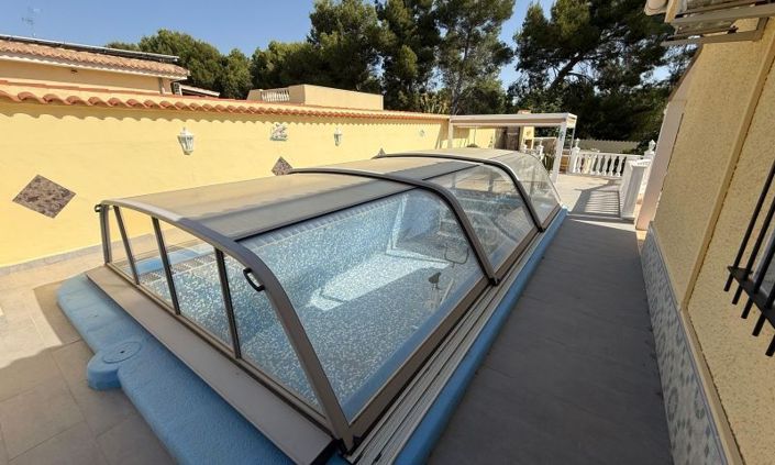 Image No.38-4 Bed Villa for sale