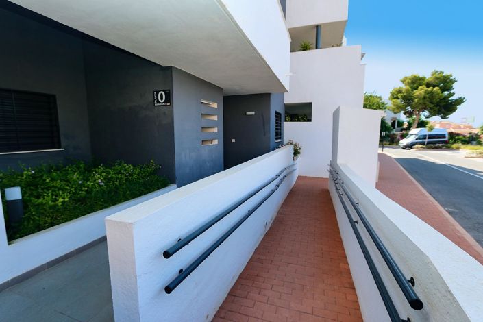 Image No.27-2 Bed Apartment for sale
