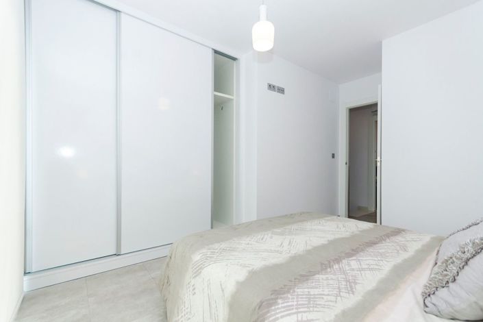 Image No.24-3 Bed Villa for sale