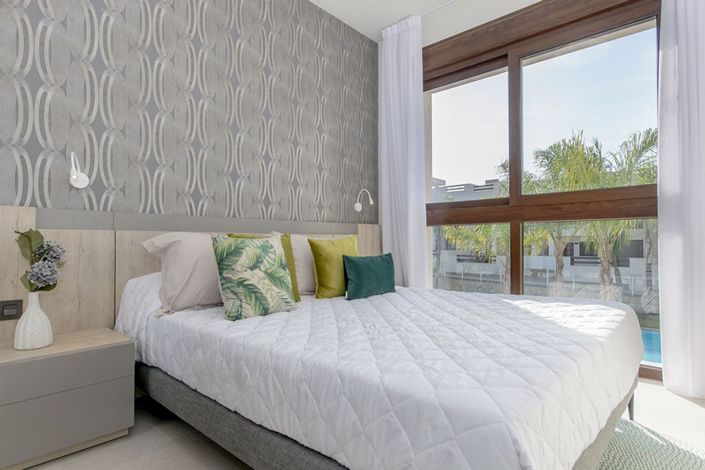 Image No.2-3 Bed Bungalow for sale