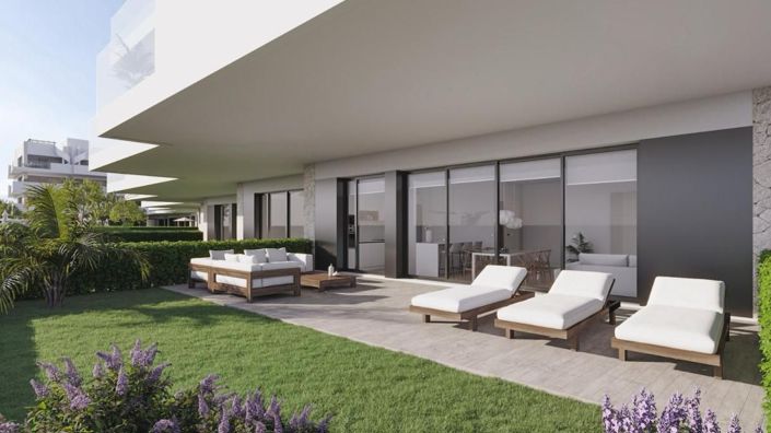 Image No.24-3 Bed Apartment for sale