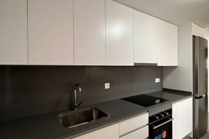 Image No.8-3 Bed Apartment for sale