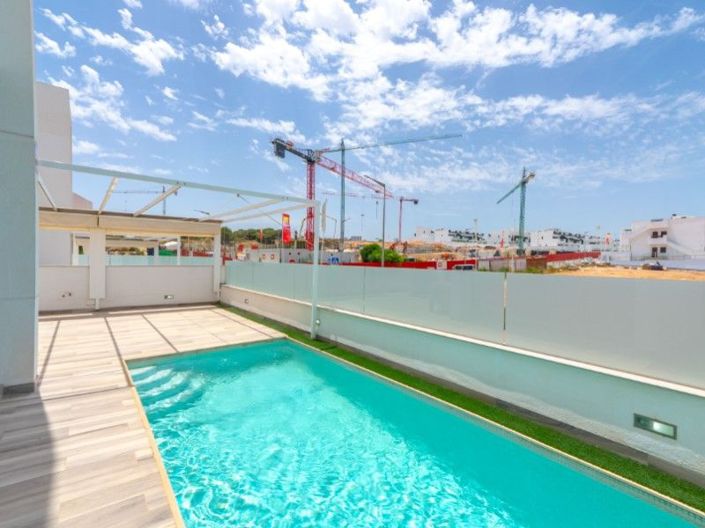 Image No.2-Villa de 4 chambres à vendre à Torrevieja