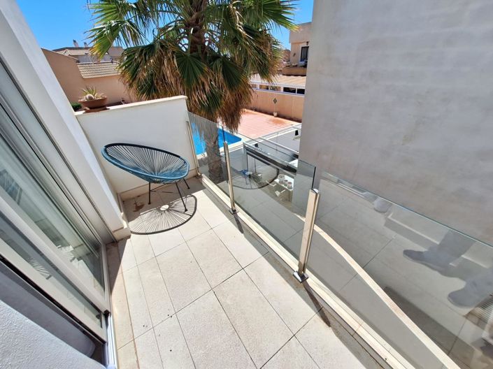 Image No.33-3 Bed Villa for sale
