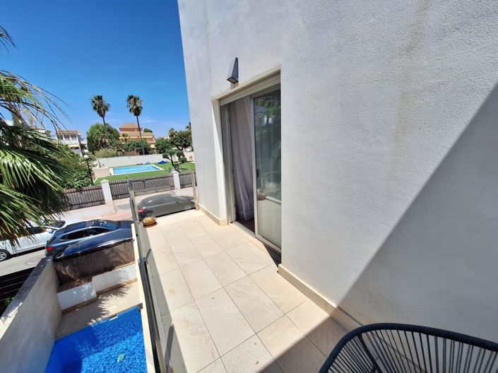 Image No.34-3 Bed Villa for sale