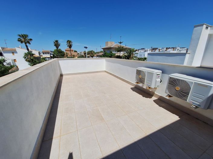 Image No.35-3 Bed Villa for sale