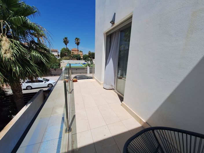 Image No.39-3 Bed Villa for sale