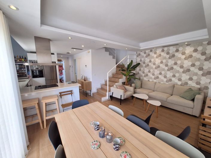 Image No.5-3 Bed Villa for sale