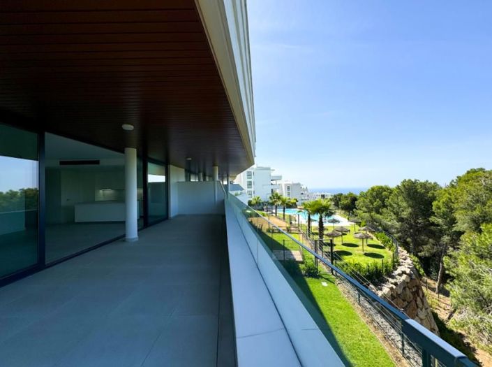 Image No.18-3 Bed Apartment for sale