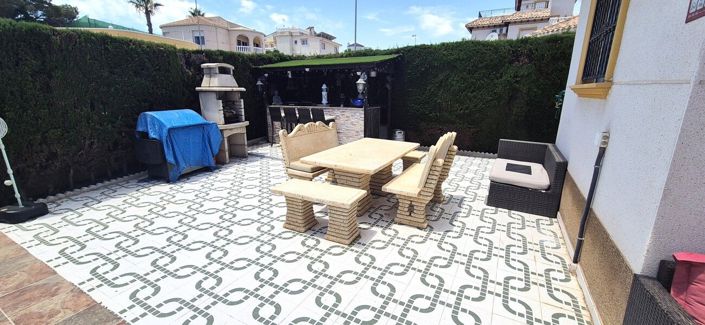 Image No.10-4 Bed Villa for sale