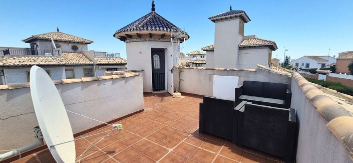 Image No.37-4 Bed Villa for sale