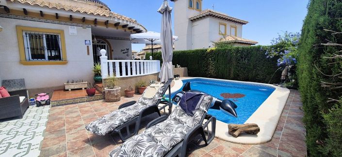 Image No.4-4 Bed Villa for sale