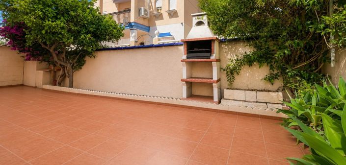 Image No.3-Bungalow de 2 chambres à vendre à Orihuela Costa