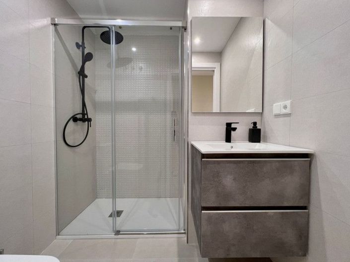 Image No.12-Appartement de 2 chambres à vendre à Malaga