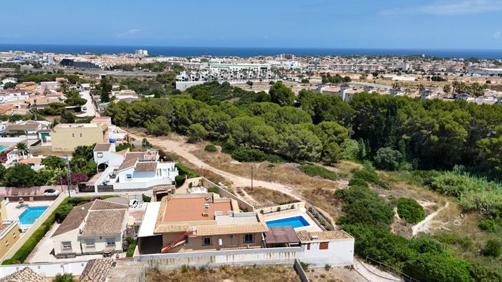 Image No.3-5 Bed Villa for sale