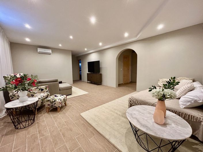 Image No.33-5 Bed Villa for sale