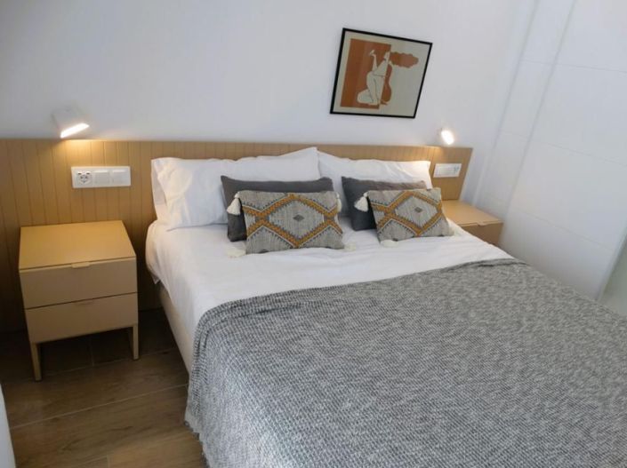 Image No.7-3 Bed Apartment for sale