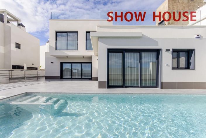 Image No.2-3 Bed Villa for sale