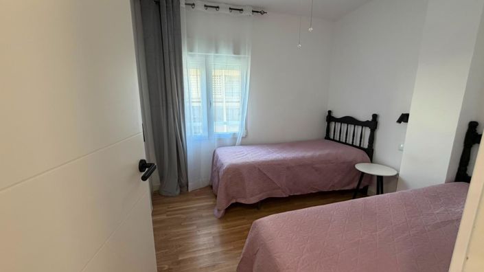 Image No.16-3 Bed Apartment for sale