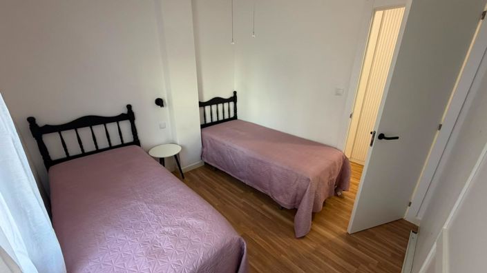Image No.18-3 Bed Apartment for sale