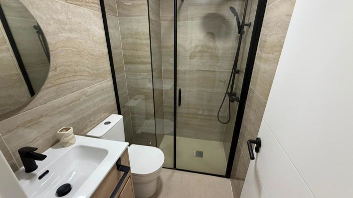 Image No.23-3 Bed Apartment for sale