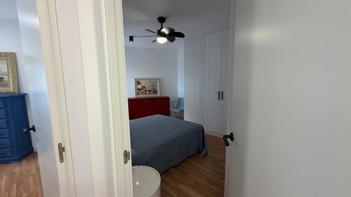 Image No.24-3 Bed Apartment for sale