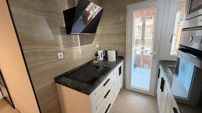Image No.9-3 Bed Apartment for sale
