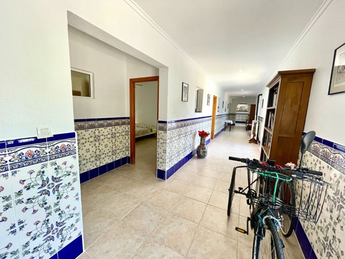 Image No.26-4 Bed Villa for sale