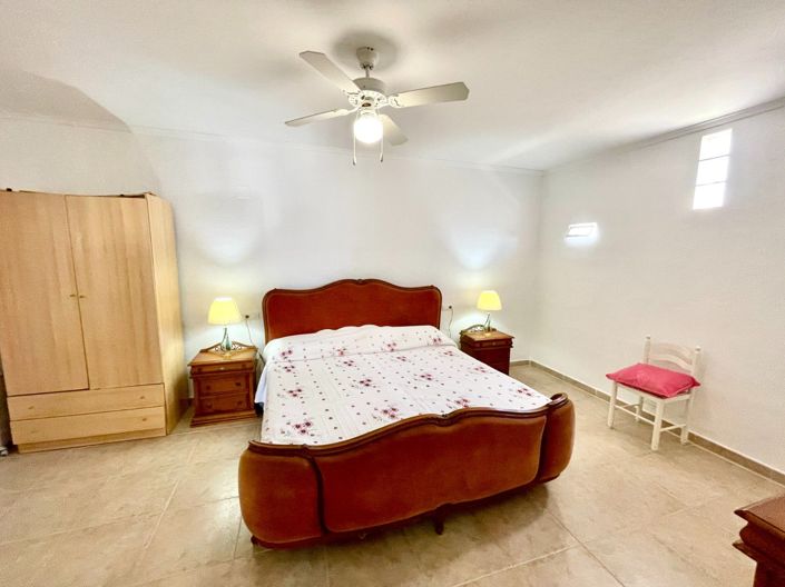 Image No.6-4 Bed Villa for sale