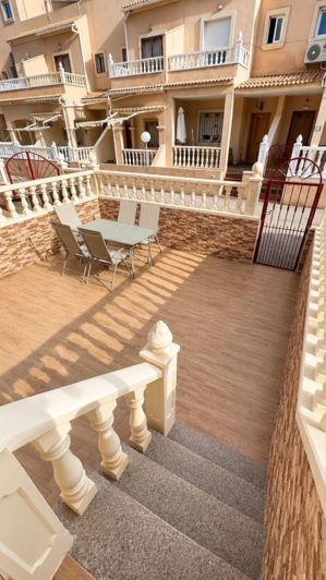 Image No.18-3 Bed House for sale
