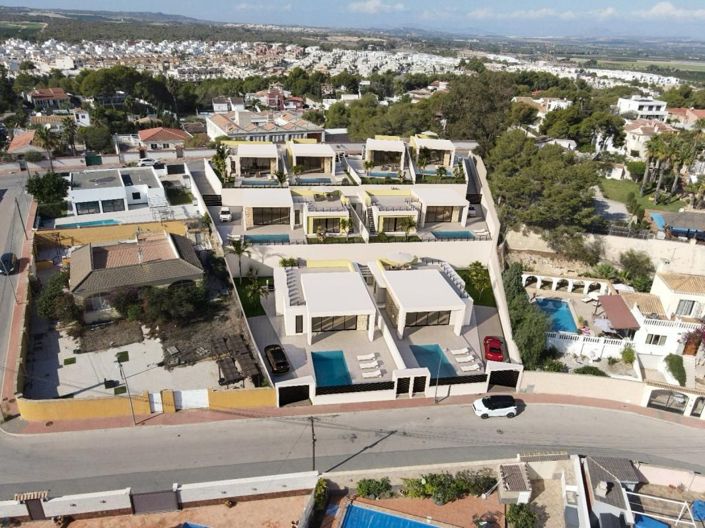 Image No.36-3 Bed Villa for sale