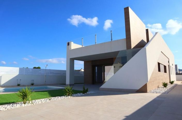 Image No.3-Villa de 3 chambres à vendre à Alicante