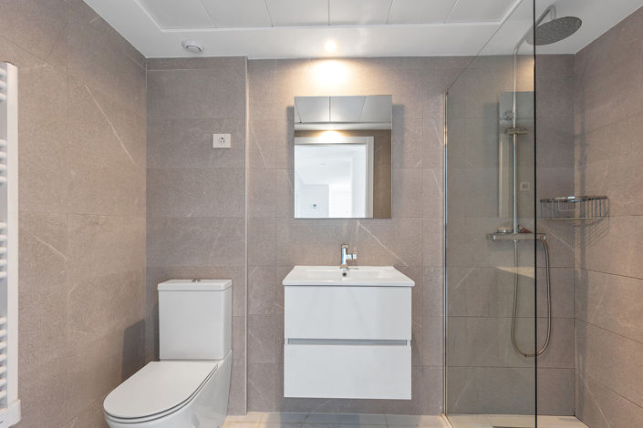 Image No.26-2 Bed Apartment for sale