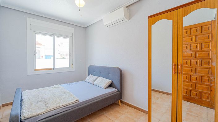 Image No.32-2 Bed Apartment for sale