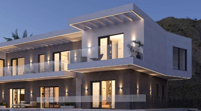 Image No.14-7 Bed Villa for sale