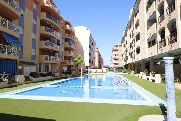 Image No.21-3 Bed Apartment for sale