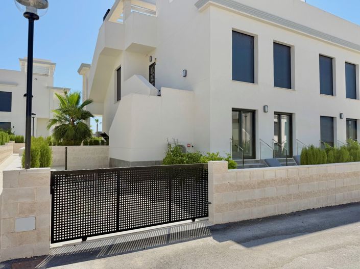 Image No.26-2 Bed Apartment for sale