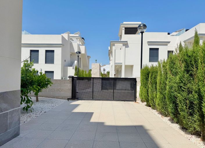 Image No.27-2 Bed Apartment for sale